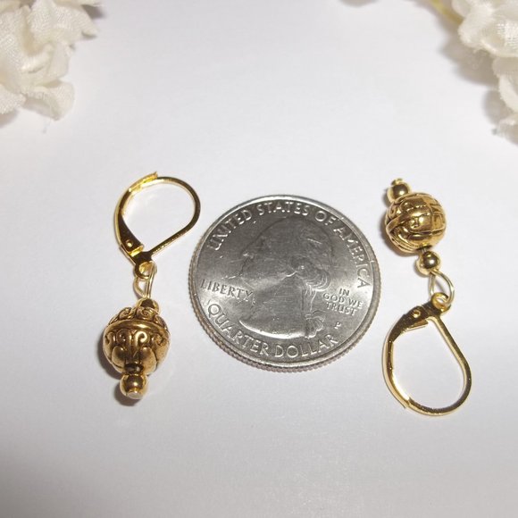 Small Everyday Gold Beaded Earring Set Minimalist Style Simple Modern NWT A368 - Picture 4 of 10